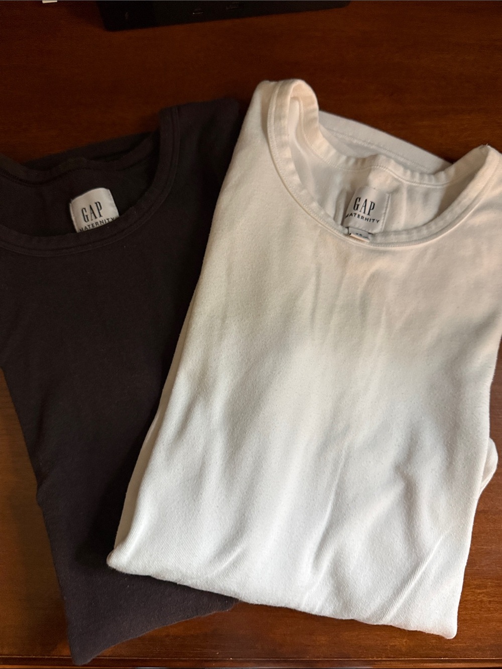 GAP Maternity - Long Sleeve Bundle (Brown & White)